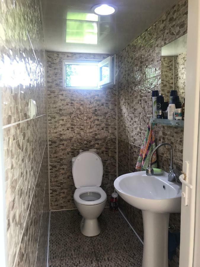 Zhabeshi Ciuri'S Guesthouse מראה חיצוני תמונה