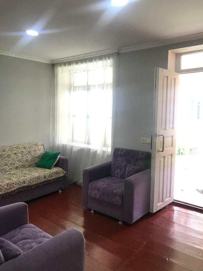 Zhabeshi Ciuri'S Guesthouse מראה חיצוני תמונה