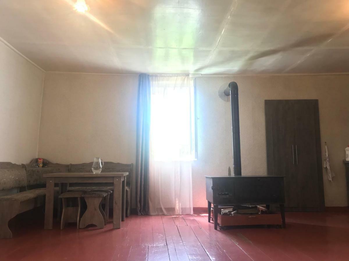 Zhabeshi Ciuri'S Guesthouse מראה חיצוני תמונה